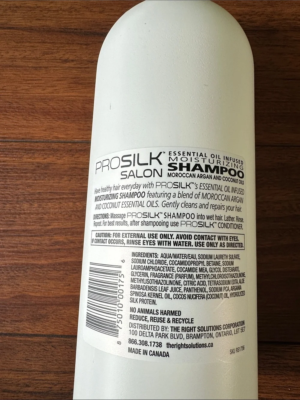 👩🏻👩🏻NWT Pro Silk Salon Moisturizing Shampoo - White👩🏻👩🏻